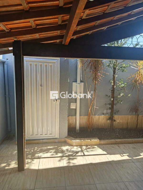 Casa 3 quartos à venda Planalto 150m² Montes Claros MG: 