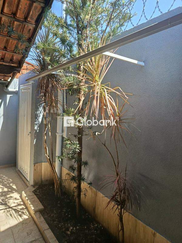 Casa 3 quartos à venda Planalto 150m² Montes Claros MG: 