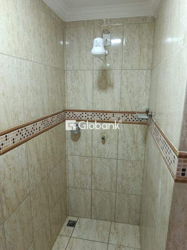 Casa 3 quartos à venda Planalto 150m² Montes Claros MG: 