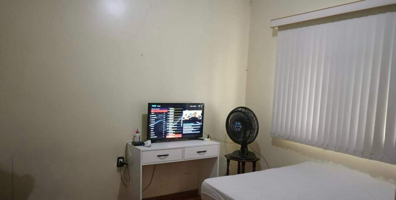 Casa 7 quartos à venda Centro 200m² Montes Claros MG:
