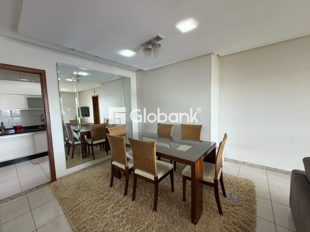 Apartamento 3 quartos para aluguel Melo 110m² Montes Claros MG: 