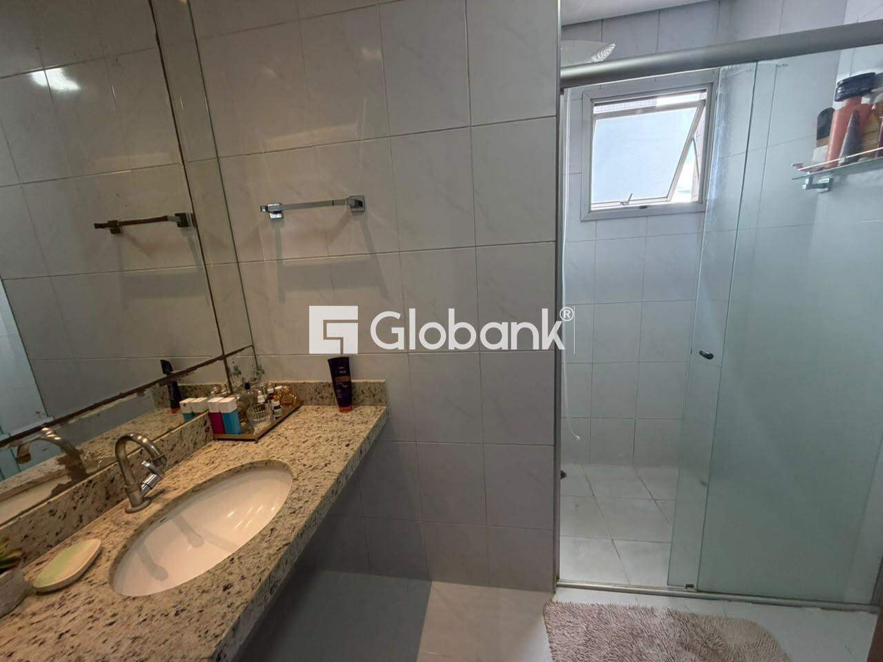 Apartamento 3 quartos para aluguel Melo 110m² Montes Claros MG: 
