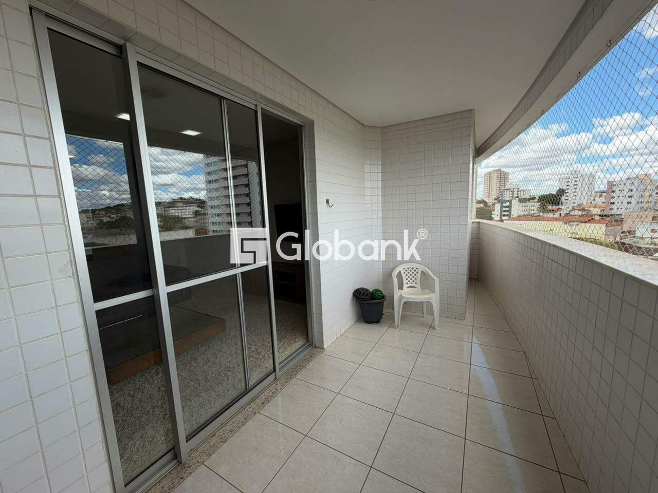 Apartamento 3 quartos para aluguel Melo 110m² Montes Claros MG: 