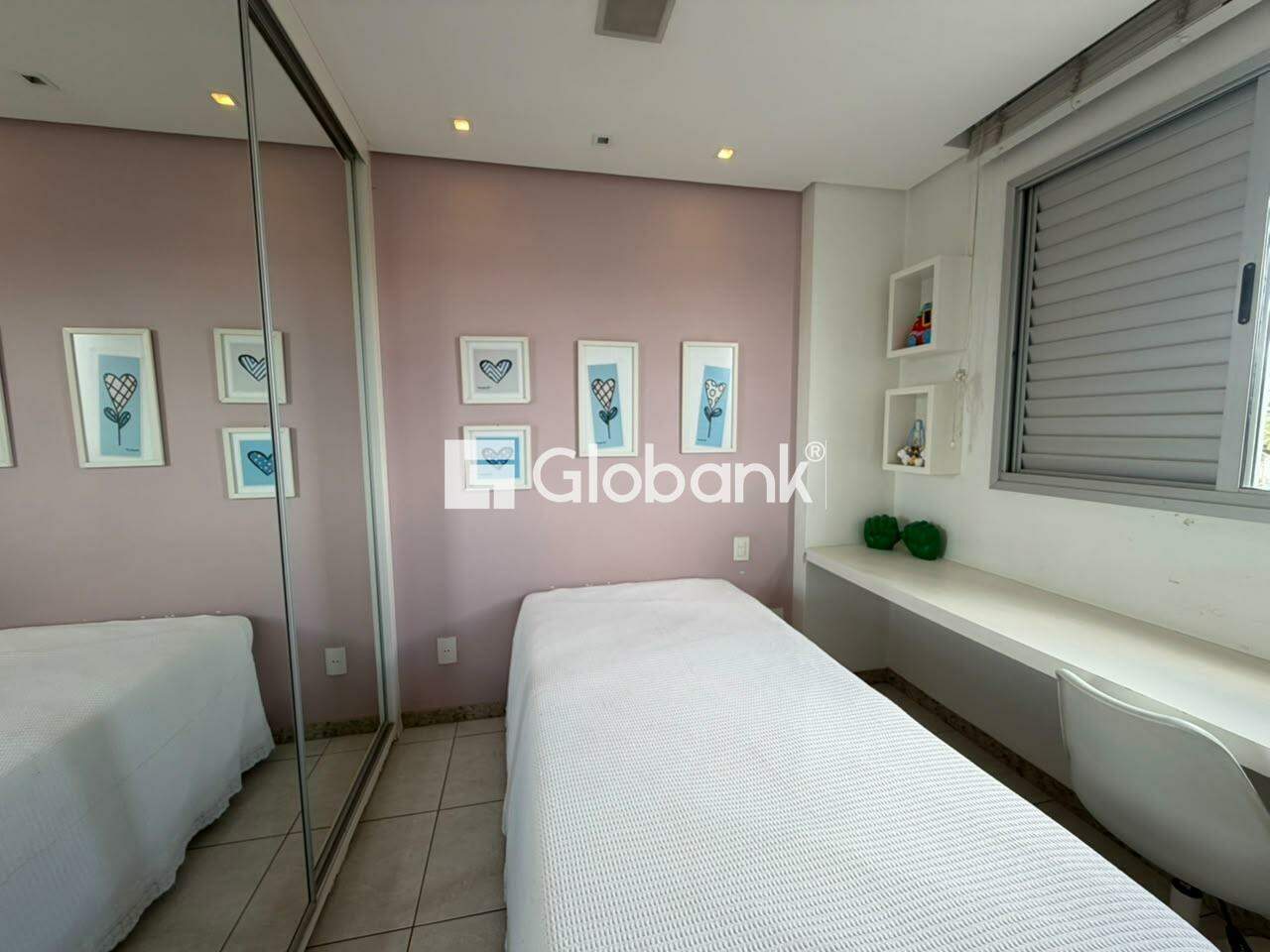Apartamento 3 quartos para aluguel Melo 110m² Montes Claros MG: 