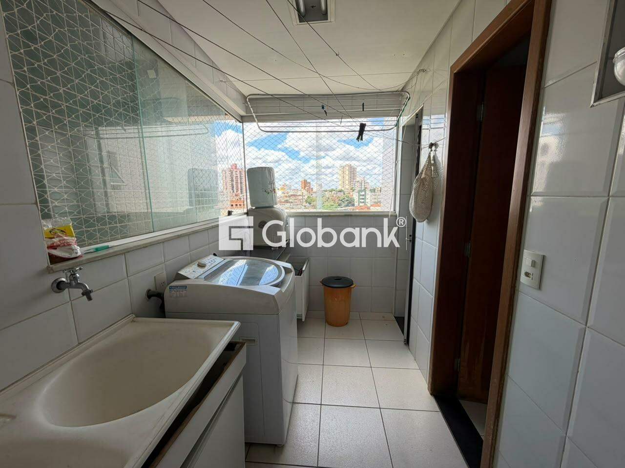 Apartamento 3 quartos para aluguel Melo 110m² Montes Claros MG: 