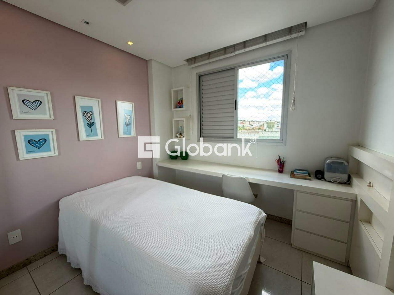Apartamento 3 quartos para aluguel Melo 110m² Montes Claros MG: 