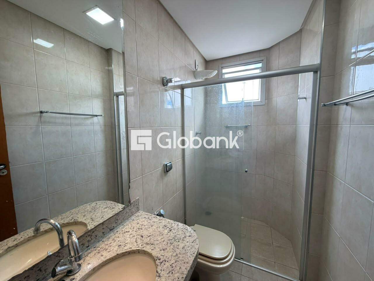 Apartamento 3 quartos para aluguel Melo 110m² Montes Claros MG: 
