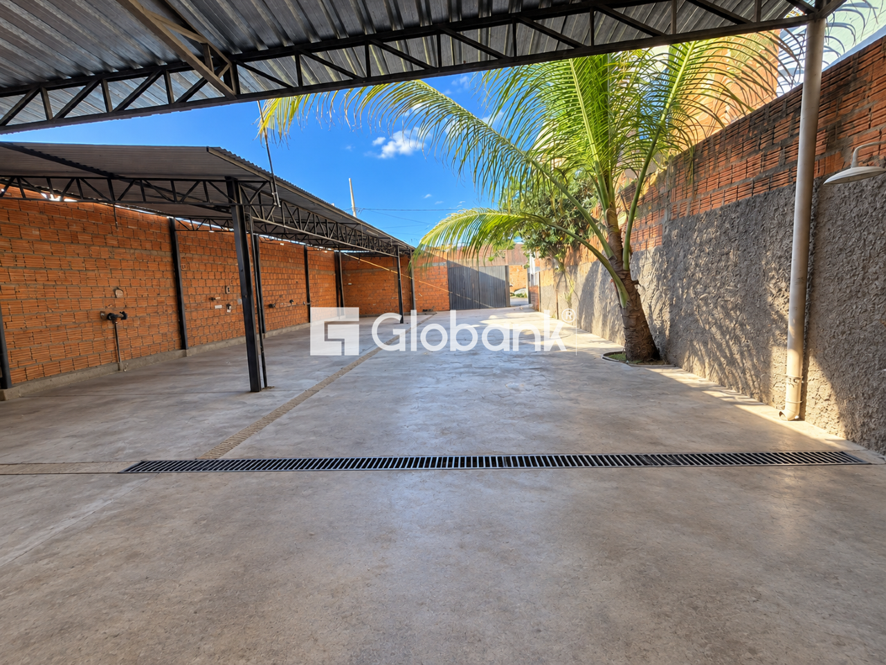 Galpão para aluguel Vila Campos 250m² Montes Claros MG: 