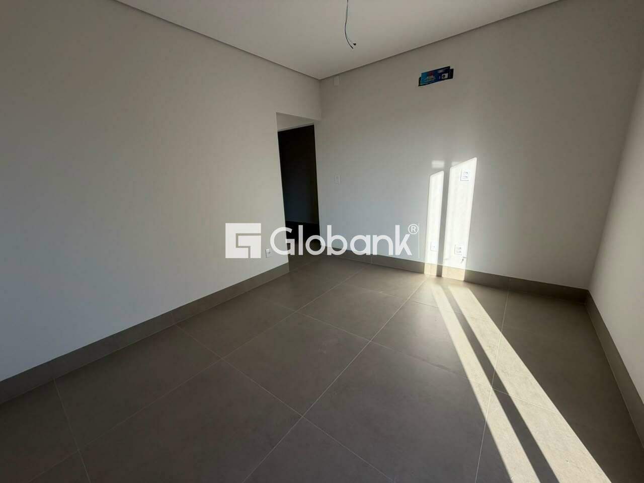 Apartamento 3 quartos para aluguel Augusta Mota 115m² Montes Claros MG: 