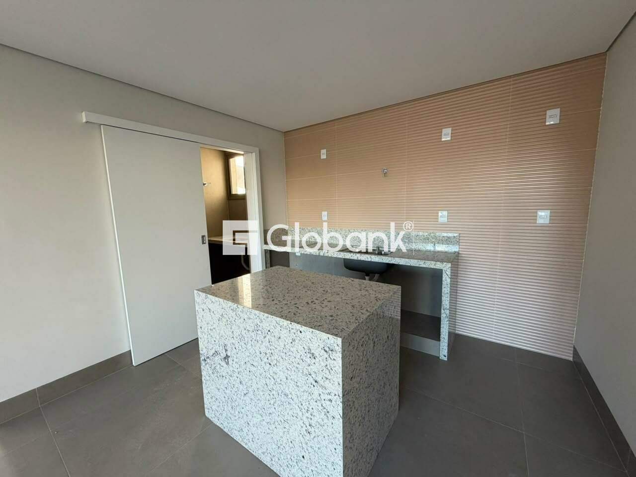 Apartamento 3 quartos para aluguel Augusta Mota 115m² Montes Claros MG: 