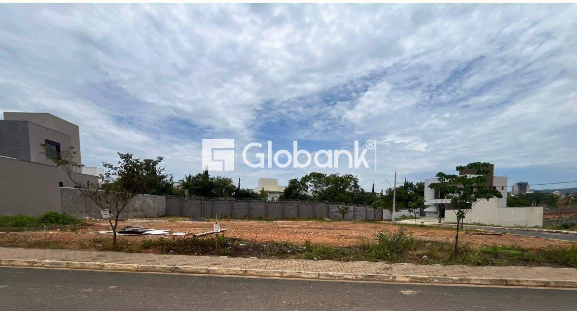 Terreno à venda Ibituruna 286m² Montes Claros MG: 