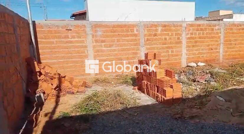 Terreno à venda Loteamento Novo Primavera 180m² Montes Claros MG: 