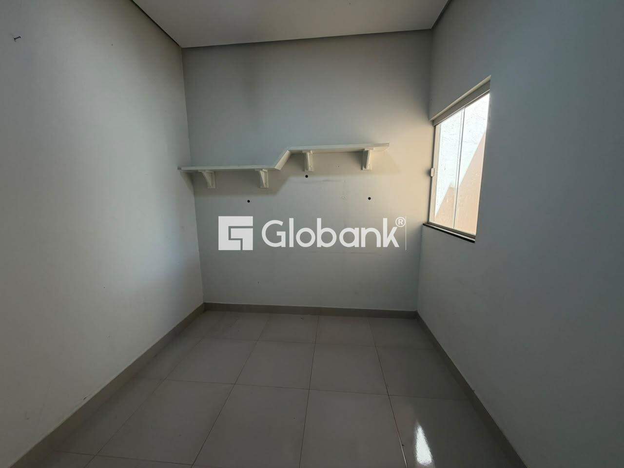 Casa 2 quartos para aluguel Jardim Olímpico 90m² Montes Claros MG: 