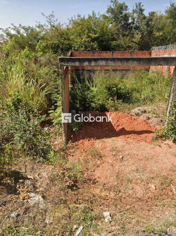 Terreno à venda Santa Lúcia 200m² Montes Claros MG: 