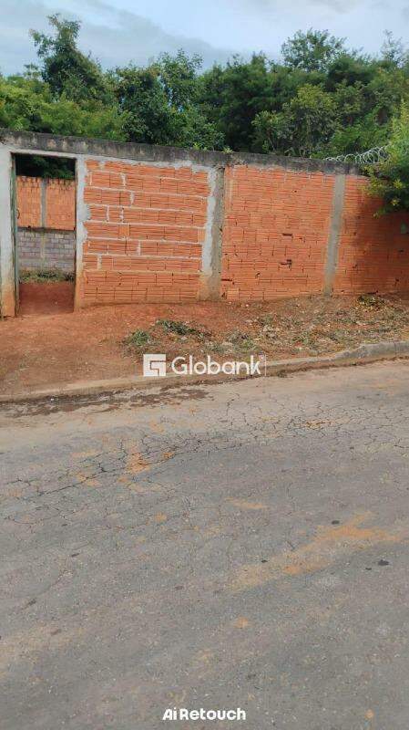 Terreno à venda Santa Lúcia 200m² Montes Claros MG: 