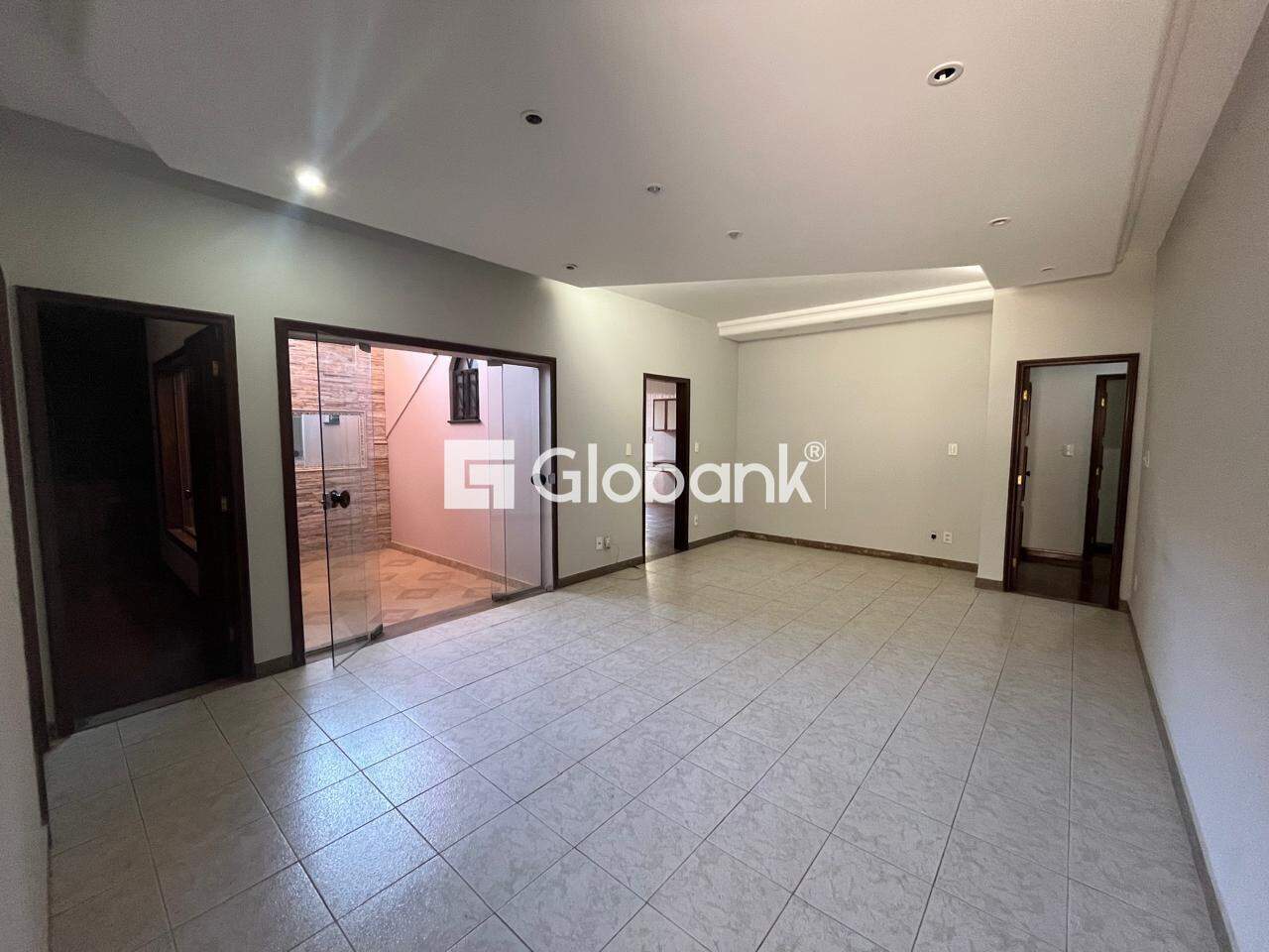 Casa 3 quartos para aluguel Morada do Sol 194m² Montes Claros MG: 