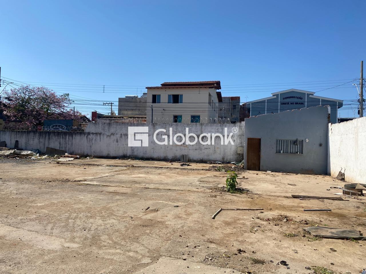 Galpão para aluguel Alto São João 800m² Montes Claros MG: 