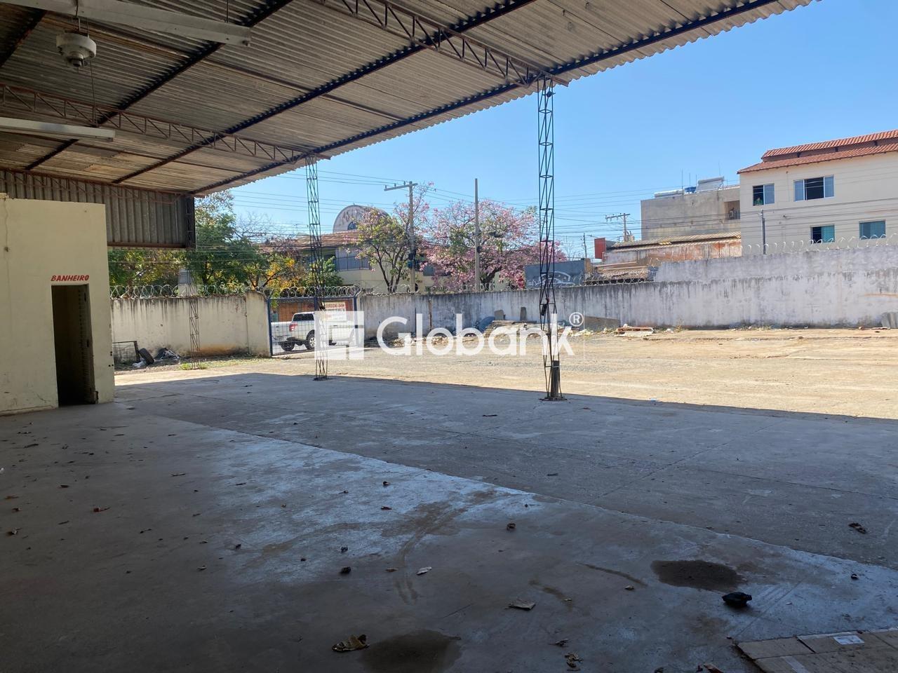 Galpão para aluguel Alto São João 800m² Montes Claros MG: 