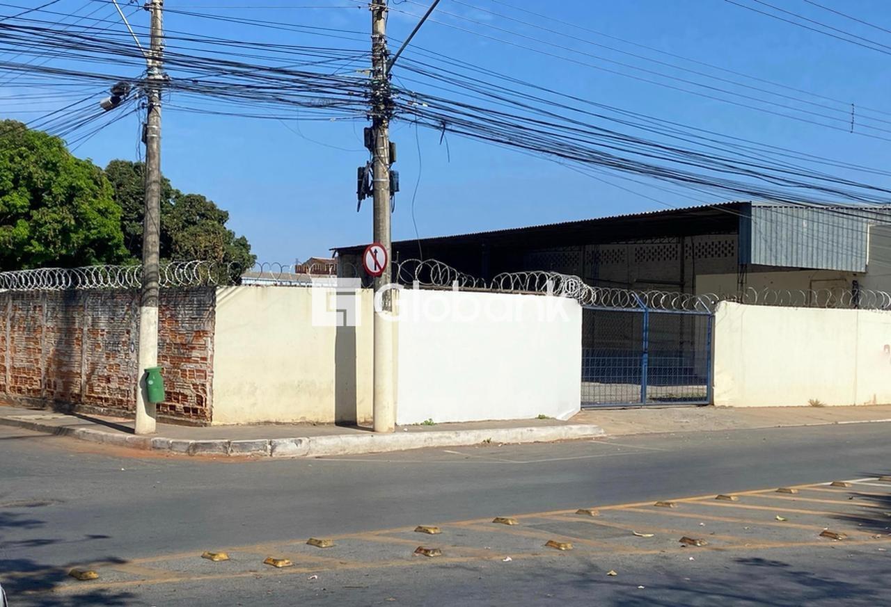 Galpão para aluguel Alto São João 800m² Montes Claros MG: 