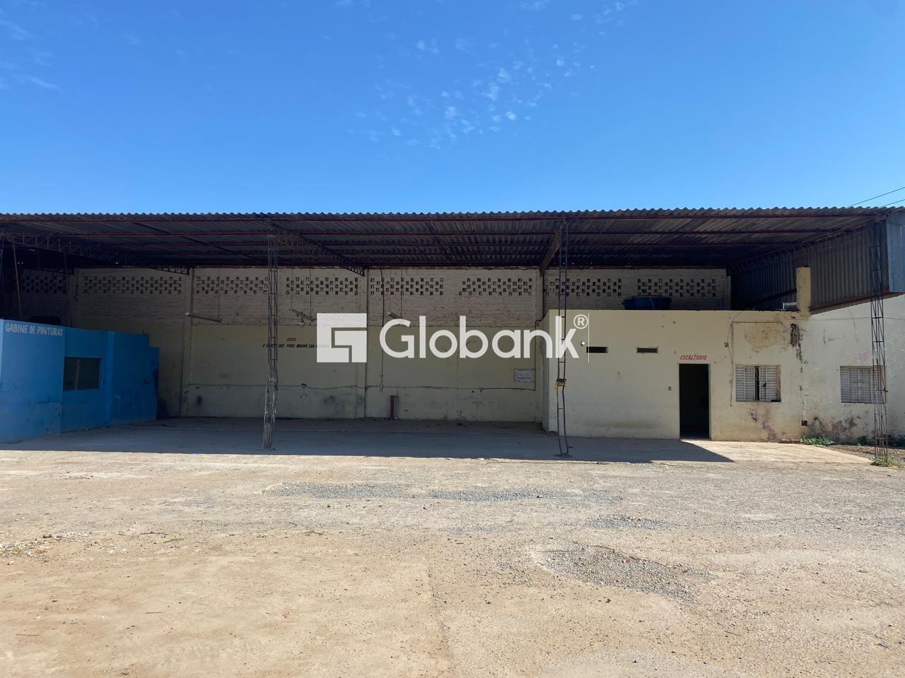 Galpão para aluguel Alto São João 800m² Montes Claros MG: 
