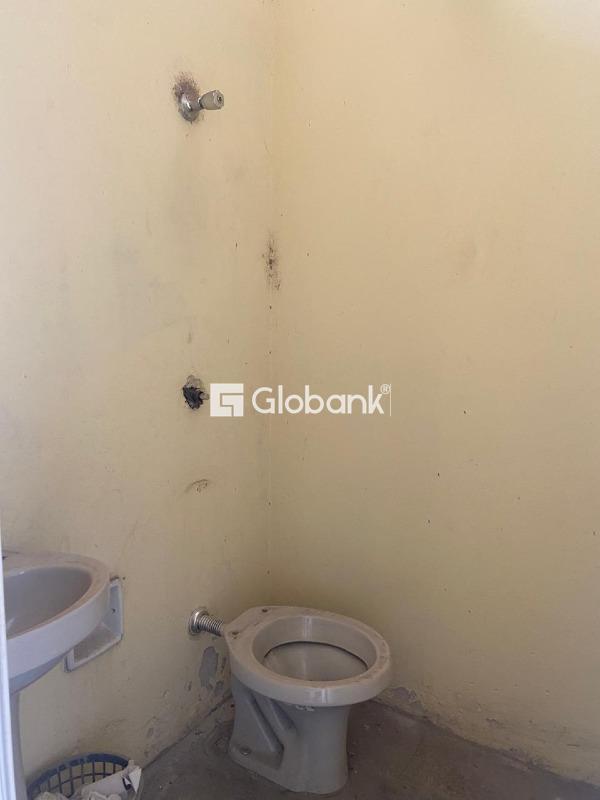 Galpão para aluguel Alto São João 800m² Montes Claros MG: 