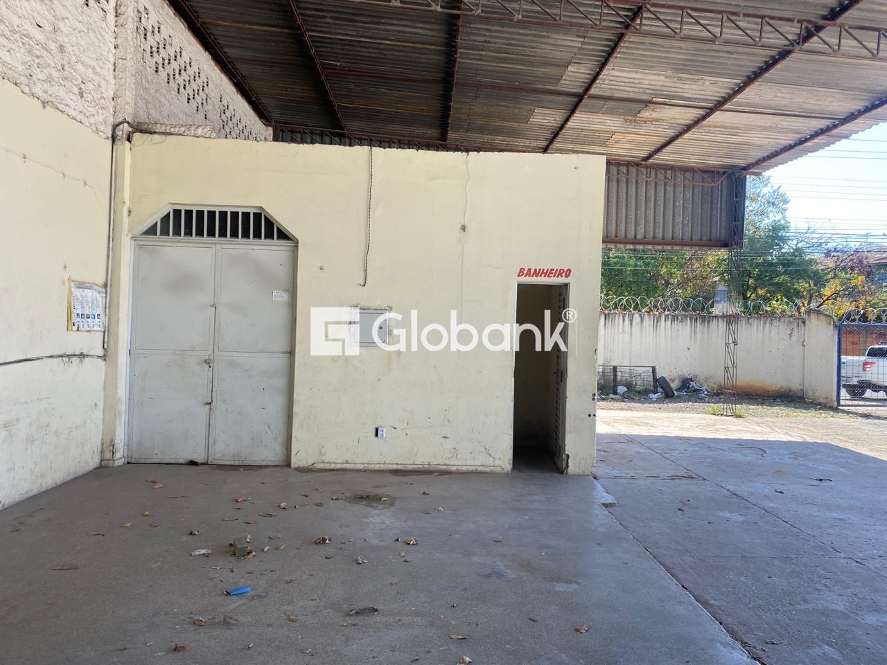 Galpão para aluguel Alto São João 800m² Montes Claros MG: 