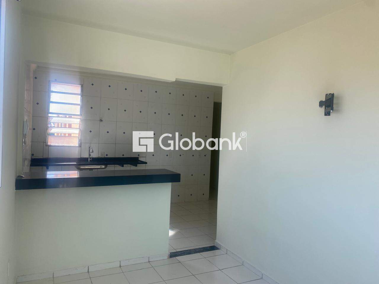 Apartamento 3 quartos para aluguel Jardim São Luiz 54m² Montes Claros MG: 