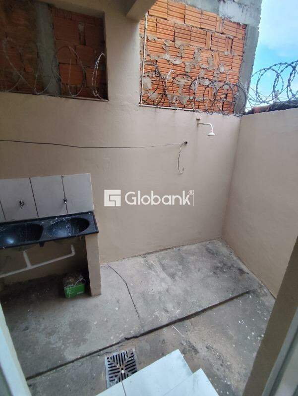 Casa 3 quartos à venda São Judas Tadeu 126m² Montes Claros MG: