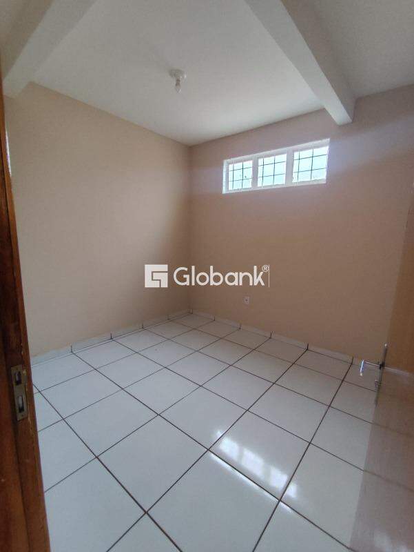 Casa 3 quartos à venda São Judas Tadeu 126m² Montes Claros MG: