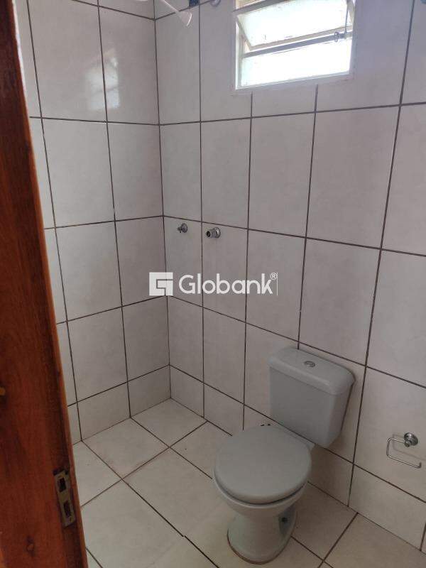 Casa 3 quartos à venda São Judas Tadeu 126m² Montes Claros MG: