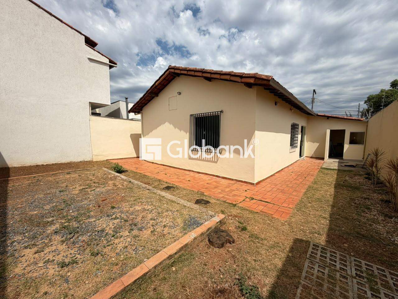 Casa 3 quartos para aluguel Morada do Parque 130m² Montes Claros MG: 