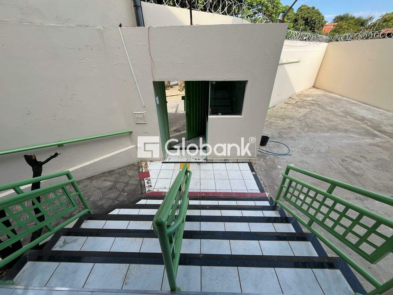 Casa comercial 5 quartos para aluguel Cidade Nova 300m² Montes Claros MG: 
