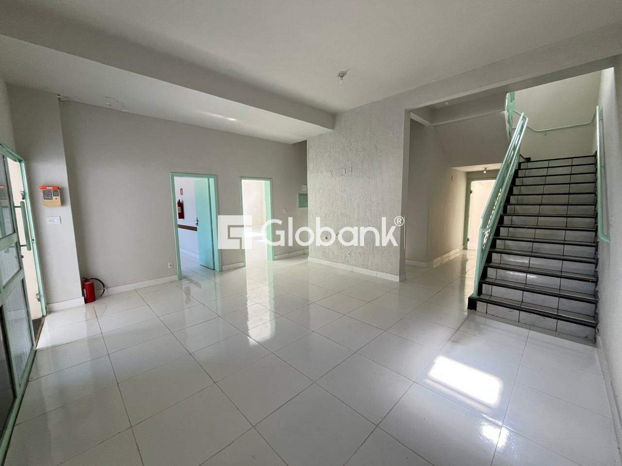 Casa comercial 5 quartos para aluguel Cidade Nova 300m² Montes Claros MG: 