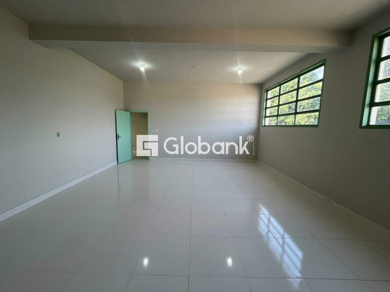 Casa comercial 5 quartos para aluguel Cidade Nova 300m² Montes Claros MG: 