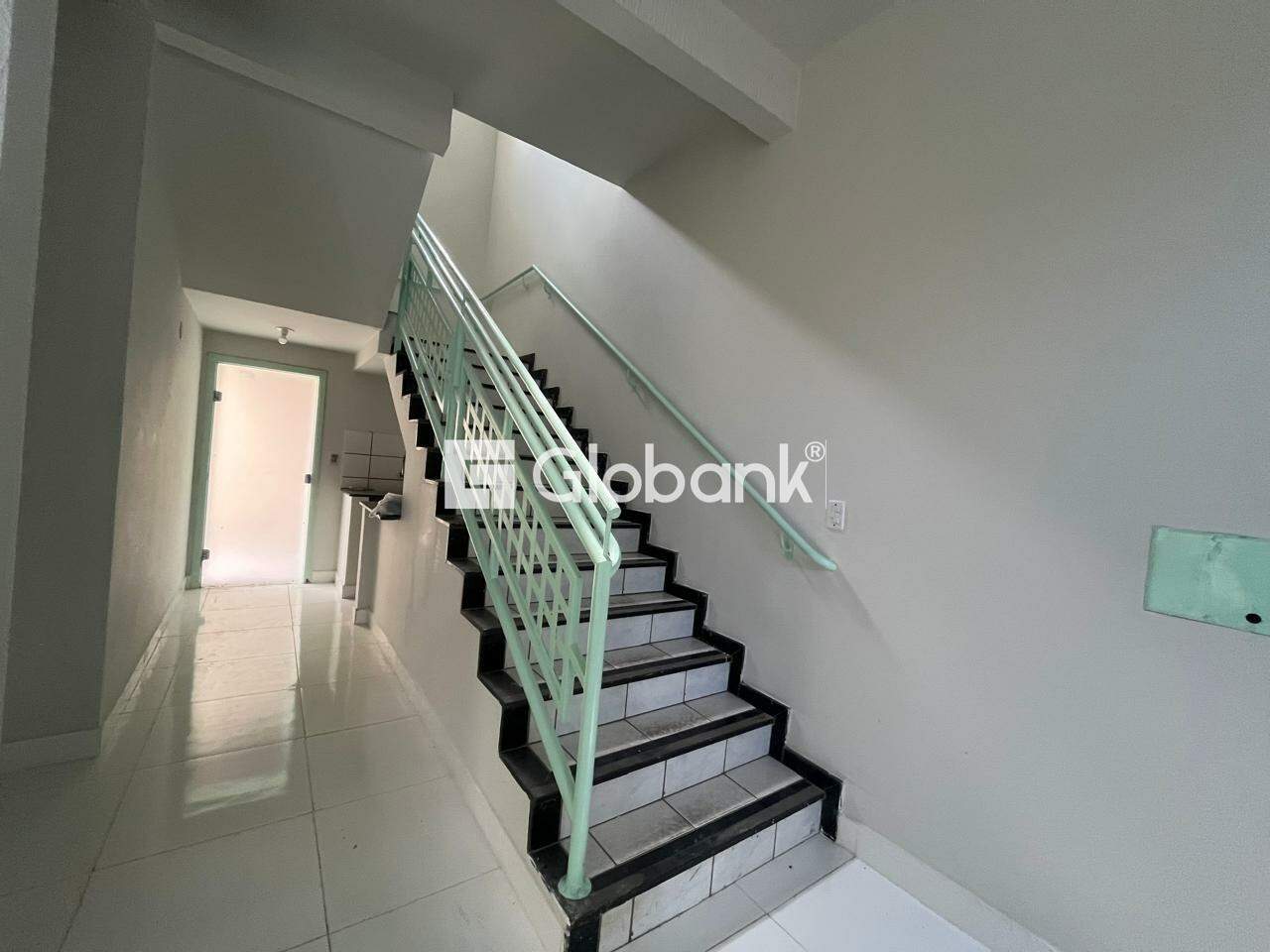 Casa comercial 5 quartos para aluguel Cidade Nova 300m² Montes Claros MG: 