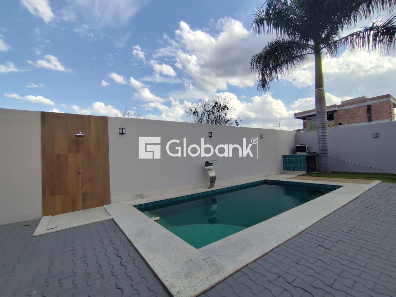 Casa 4 quartos à venda Residencial Grand Royale 360m² Montes Claros MG: Piscina