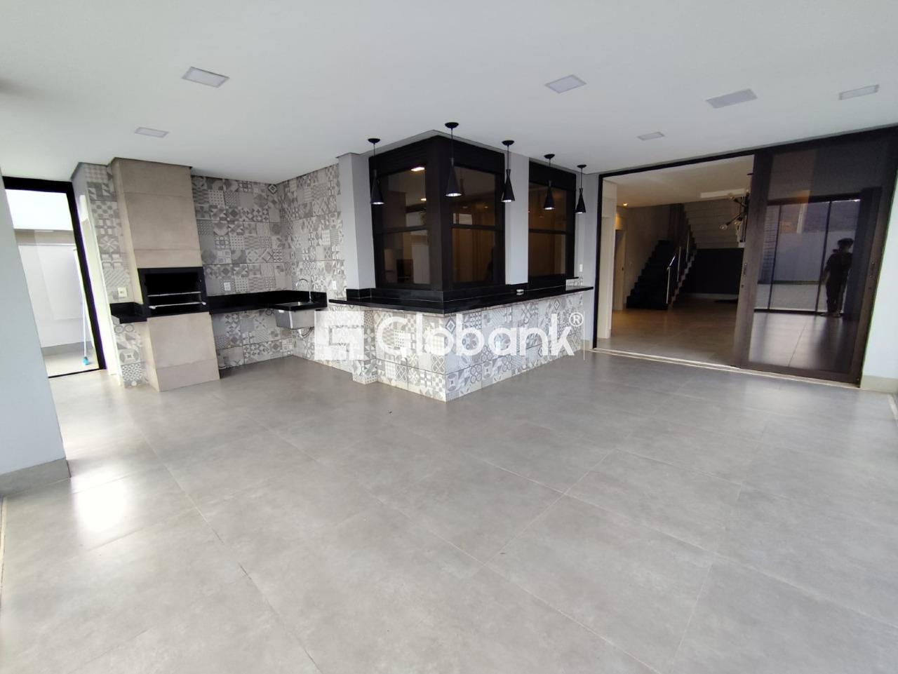 Casa 4 quartos à venda Residencial Grand Royale 360m² Montes Claros MG: