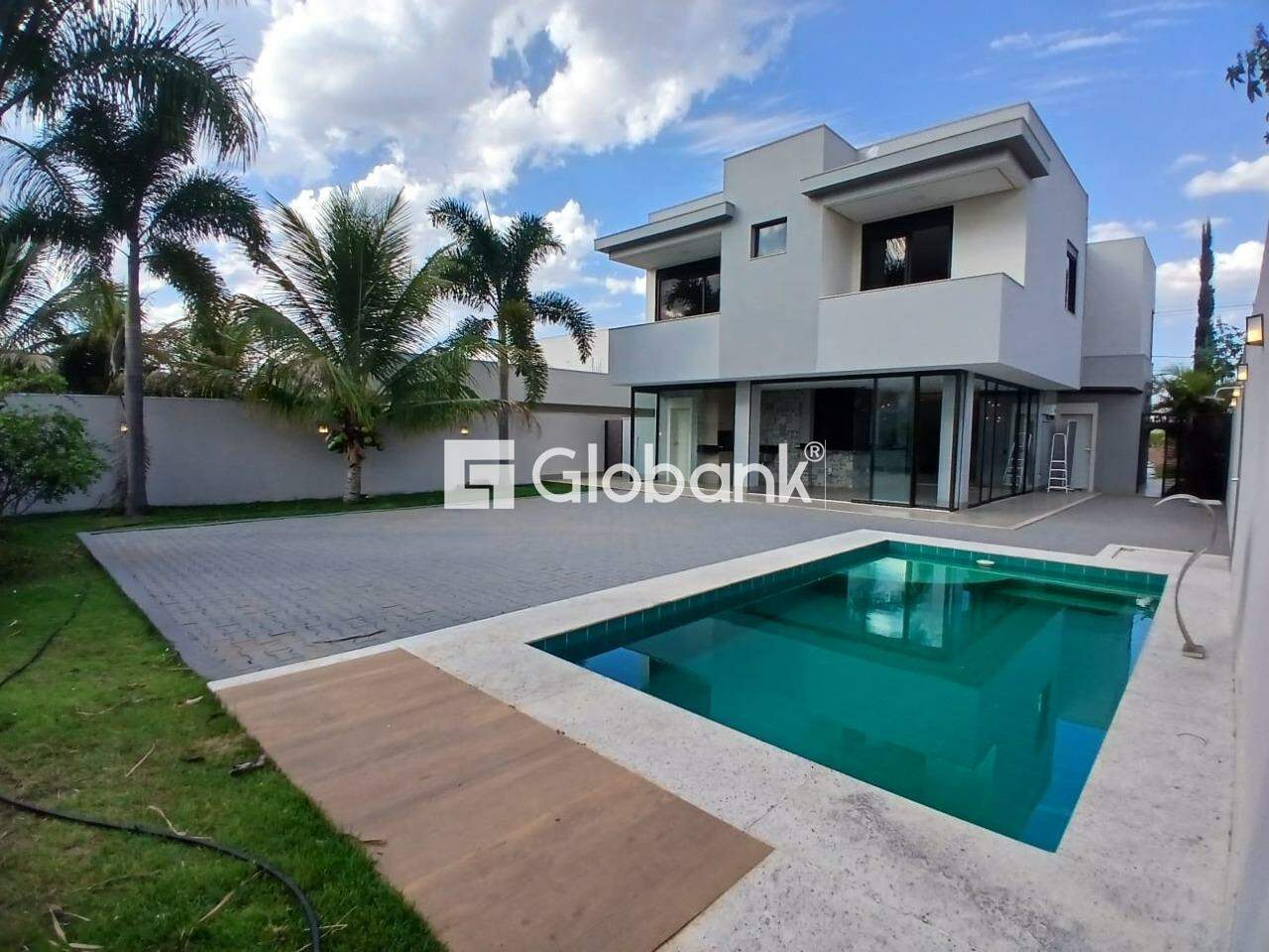 Casa 4 quartos à venda Residencial Grand Royale 360m² Montes Claros MG: 
