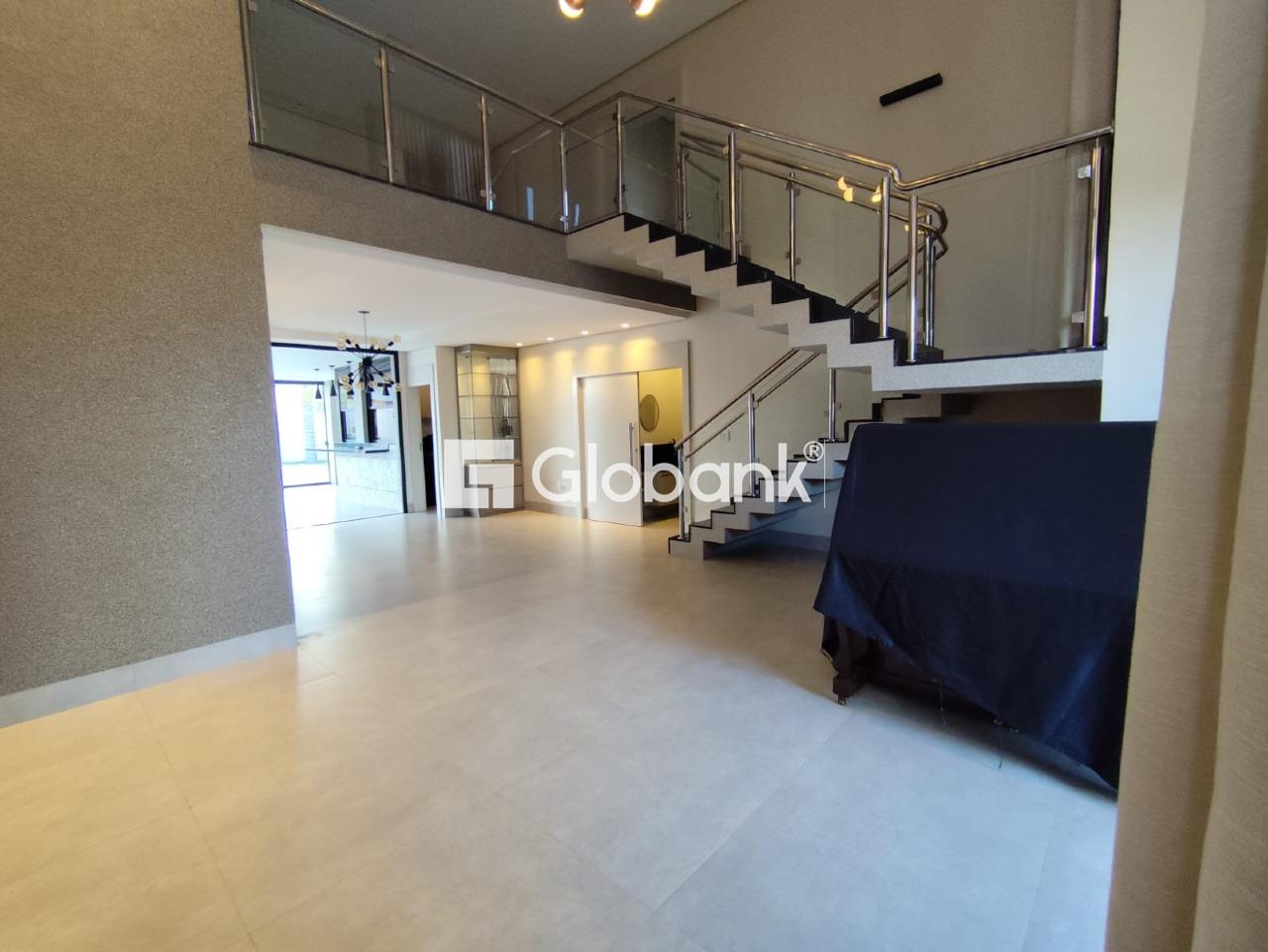 Casa 4 quartos à venda Residencial Grand Royale 360m² Montes Claros MG: Sala