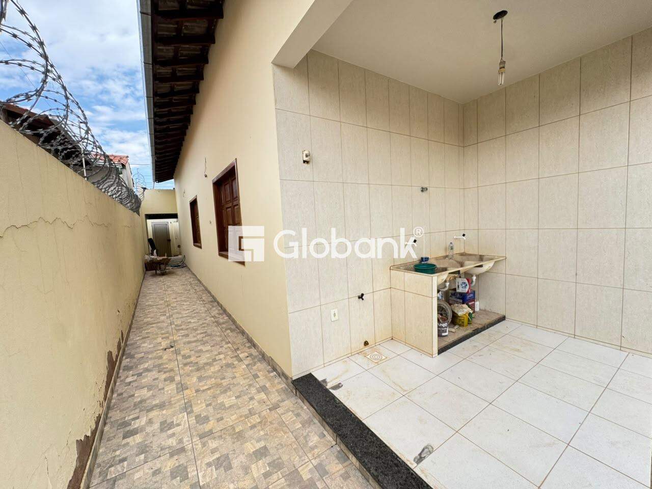 Casa 3 quartos à venda Chácaras Paraíso 150m² Montes Claros MG: 