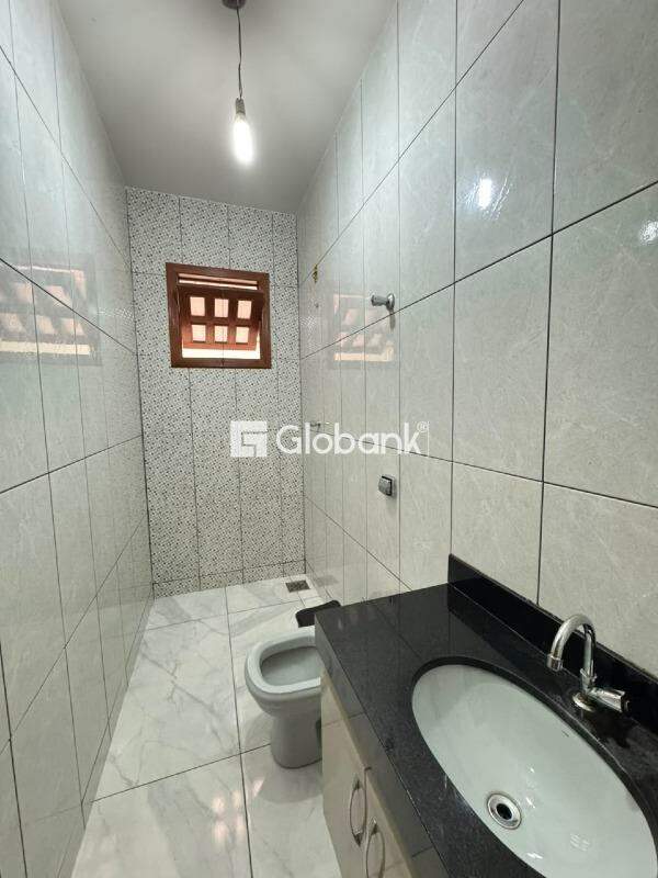 Casa 3 quartos à venda Chácaras Paraíso 150m² Montes Claros MG: 
