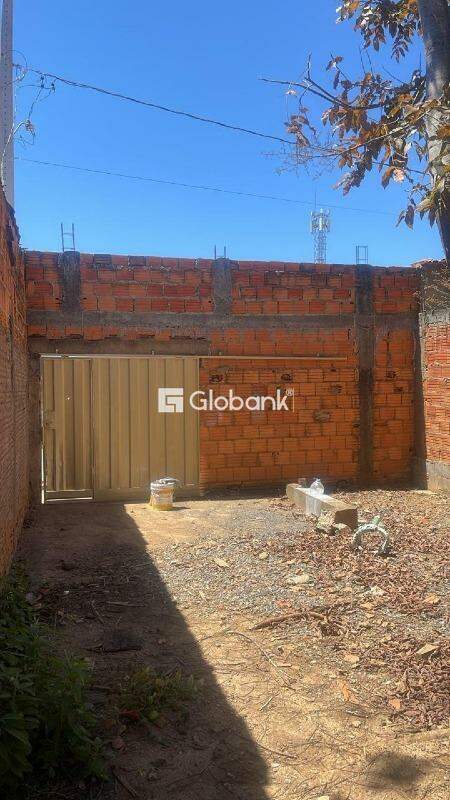 Terreno à venda Santo Amaro 180m² Montes Claros MG: 