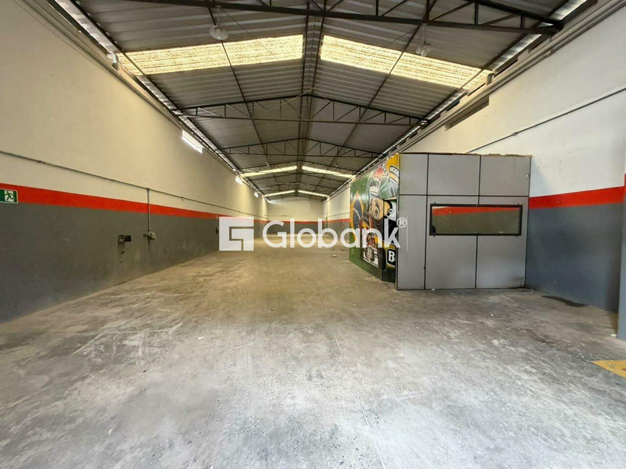 Galpão para aluguel Nossa Senhora Aparecida 463m² Montes Claros MG: 
