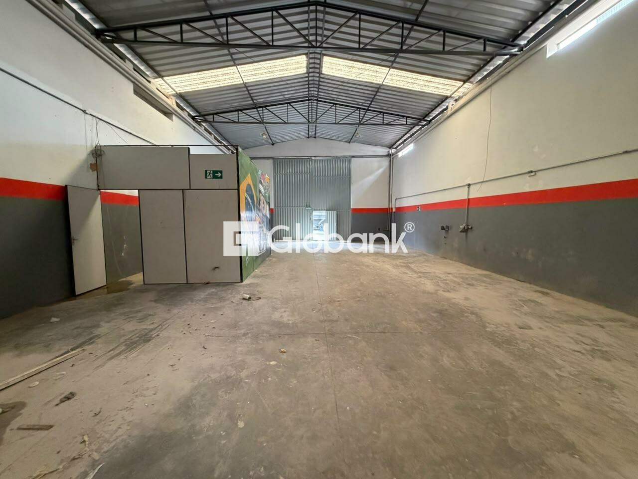 Galpão para aluguel Nossa Senhora Aparecida 463m² Montes Claros MG: 