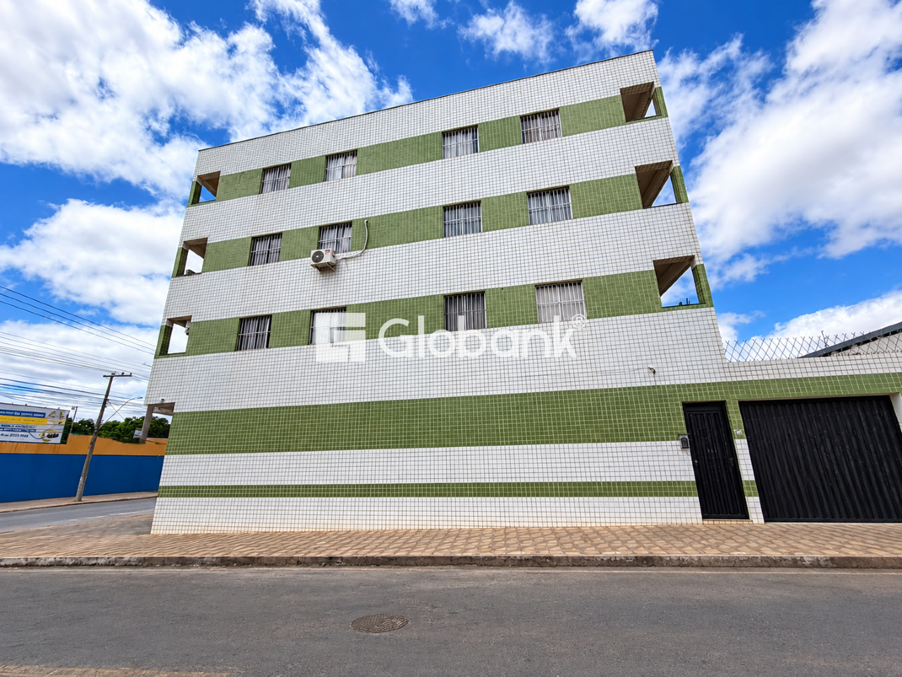 Apartamento 2 quartos para aluguel Edgar Pereira 70m² Montes Claros MG: 