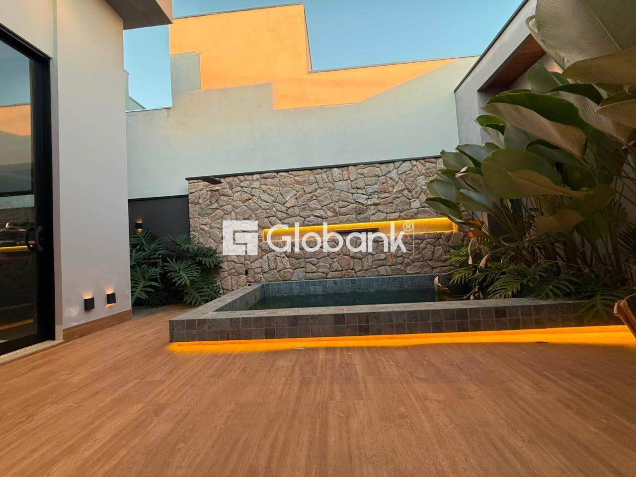 Casa 3 quartos para aluguel Jardim Primavera 109m² Montes Claros MG: 