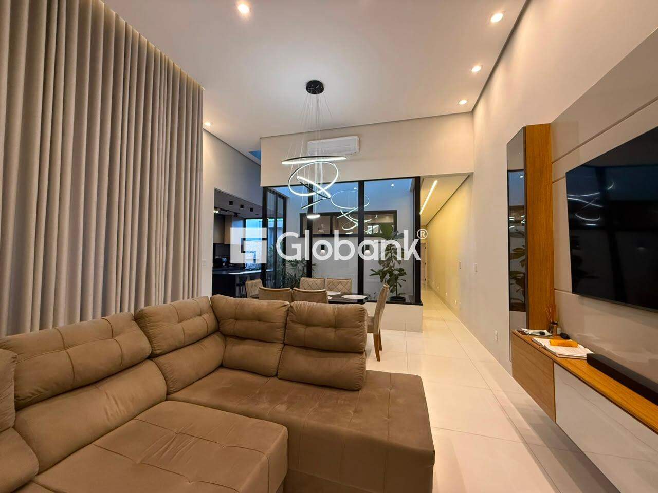 Casa 3 quartos para aluguel Jardim Primavera 109m² Montes Claros MG: 