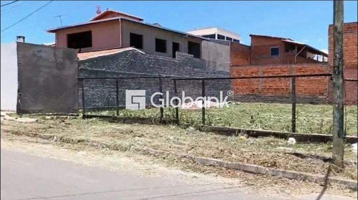Terreno à venda Santa Lúcia 240m² Montes Claros MG: 
