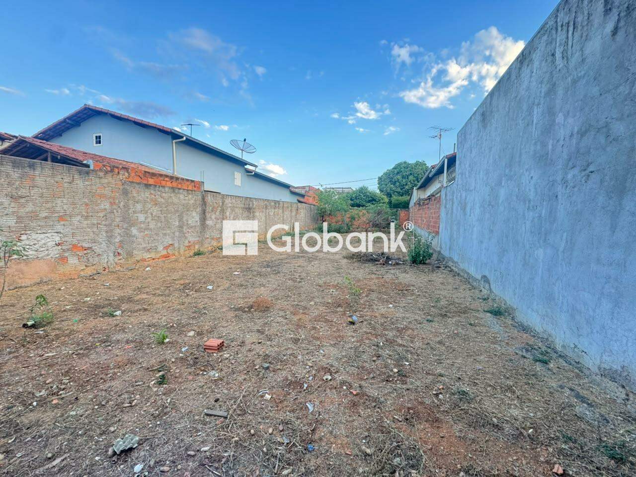 Terreno à venda Maracanã 0,01m² Montes Claros MG: 