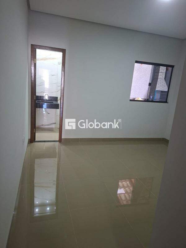Casa 3 quartos à venda Santo Inácio 100m² Montes Claros MG: 